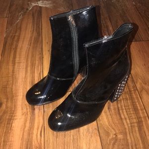 “Galley” Steve Madden